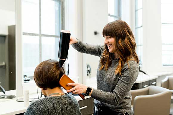 How to Choose the Right Hair Styling Service for Your Event